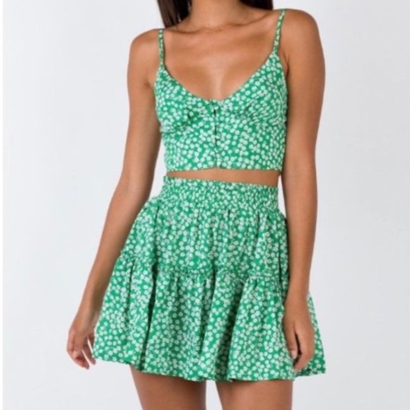 Princess Polly Dresses & Skirts - Princess Polly green and white crop top skirt set